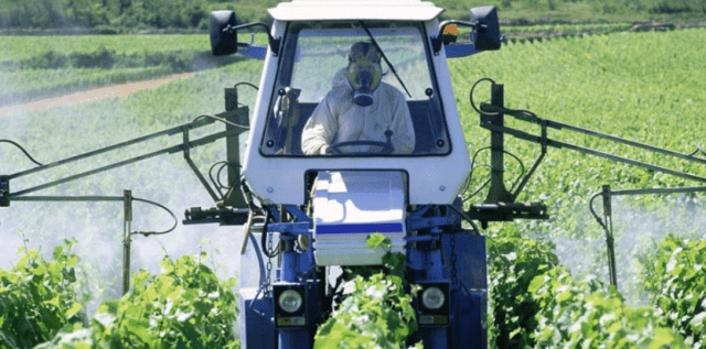 L-agriculture-biologique-utilise-des-pesticides-santecool