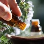 Quelles huiles essentielles en cas de piqure de moustique ou de tique?