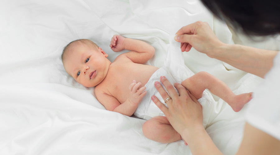Substances chimiques dans les couches pour bébés : le Gouvernement demande aux professionnels de prendre des mesures de sécurité