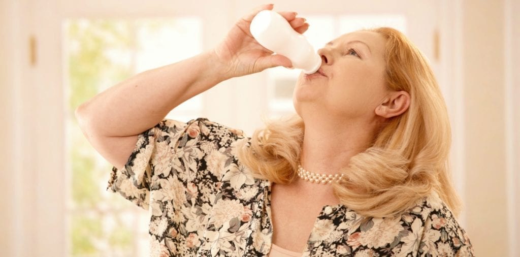 Le lait pourrait réduire les maladies cardiovasculaires chez les femmes ménopausées et en surpoids d'après les cherchuers de l'Inra et de l'INSERM. Explications.