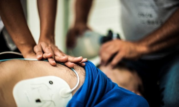 Obligation de défibrillateurs dans les lieux publics