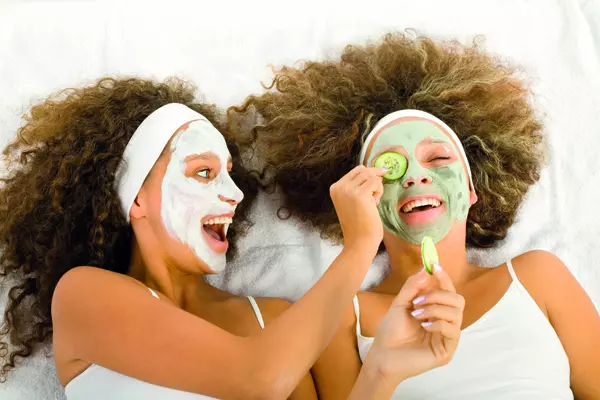 4 soins à faire à la maison