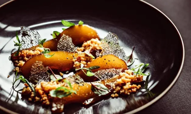 Poires pochées au miel