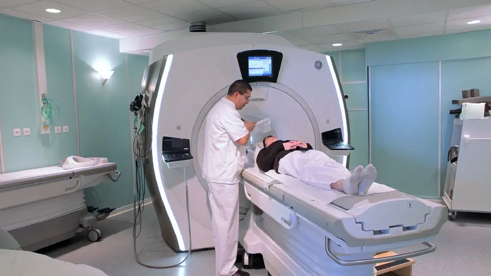 Les scanners d’IRM pourraient fonctionner 4 fois plus vite grâce à l’IA