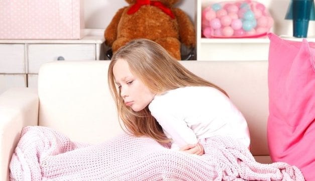 Mon enfant a mal au ventre, je fais quoi?