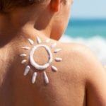 4 astuces pour protéger la peau de son enfant