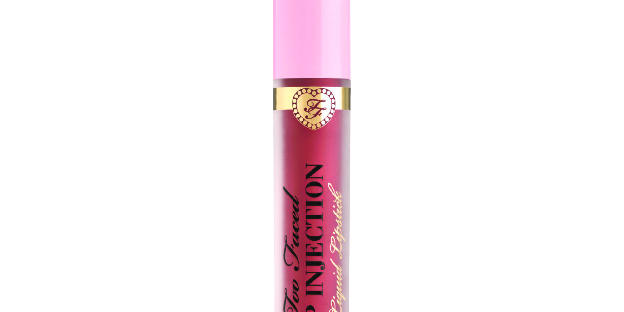 Lip Injection Liquid Lipstick apporte volume et couleur à vos lèvres