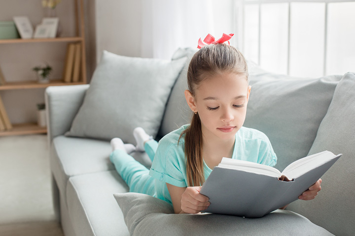 Comment faire pour que les enfants lisent plus régulièrement ?