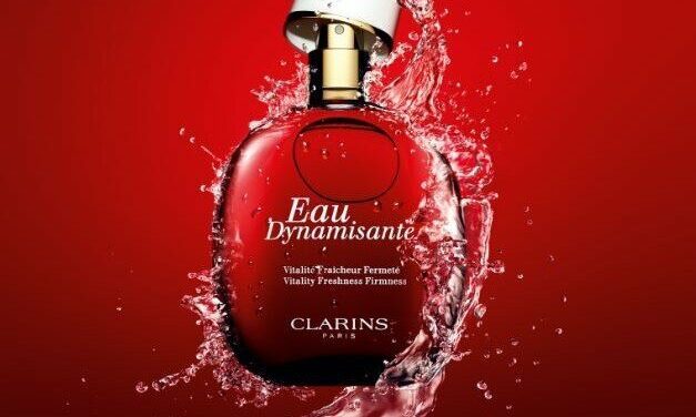 L’Eau Dynamisante de Clarins : n° 1 dans le cœur des français depuis 35 ans!