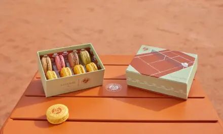 Des macarons aux couleurs de Roland-Garros par Ladurée