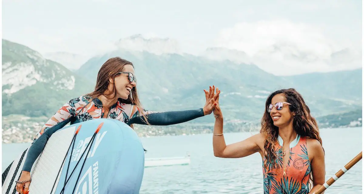 Quelle paire de lunettes choisir selon son lieu de vacances ?