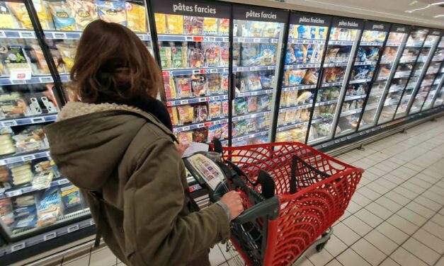 Kiri, Lindt, Salvetat… Foodwatch dénonce des paquets moins remplis mais vendus au même prix