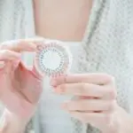 La pilule et la prise de traitements hormonaux augmentent le risque de Parkinson