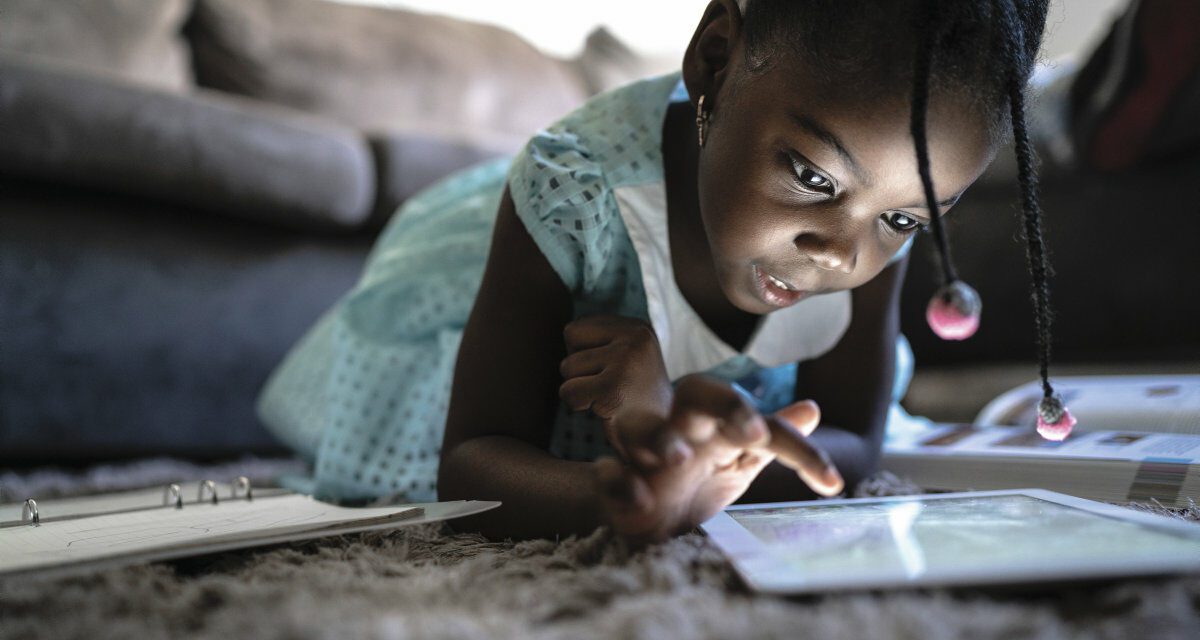 Quel est l’impact des écrans sur le développement des enfants ?
