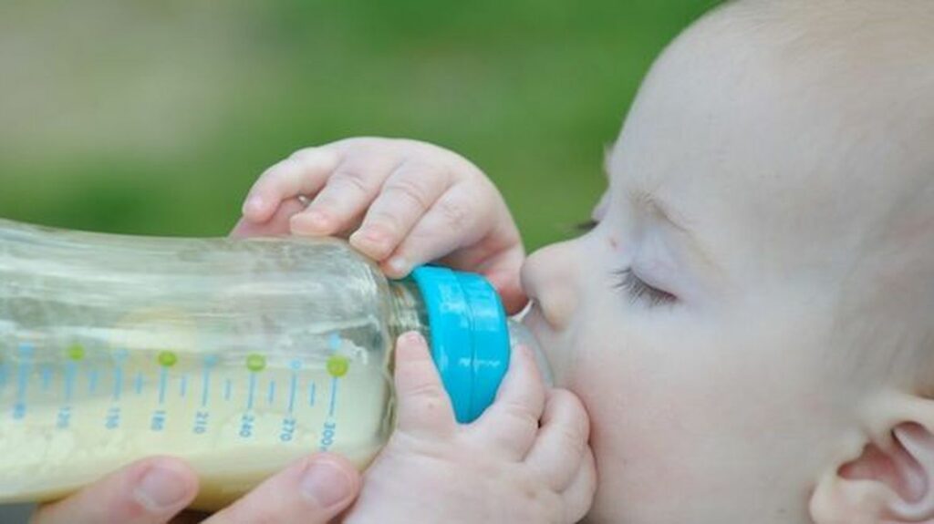 bisphenols-pourquoi-tardons-nous-a-les-interdire-dans-les-produits-pour-bebe-et-les-contenants-alimentaires