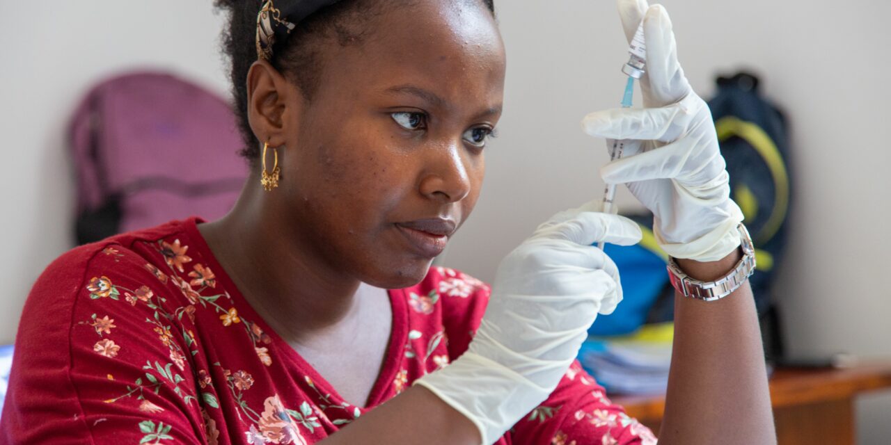 Révolution dans la lutte contre le paludisme : un vaccin innovant fait son entrée !