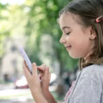 PIRATER UN TÉLÉPHONE FACILEMENT DE SON ENFANT