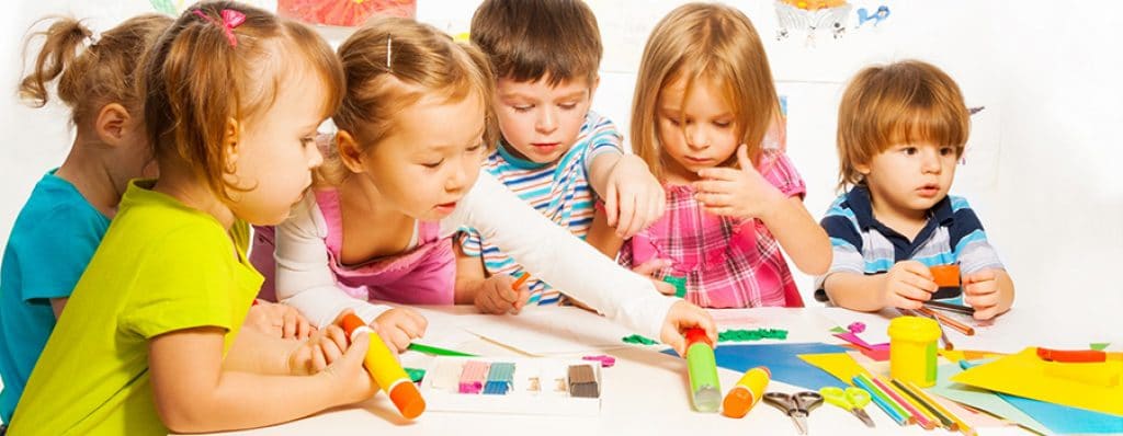 Les jeux coopératifs pour enfants : pourquoi sont-ils essentiels pour leur développement ?