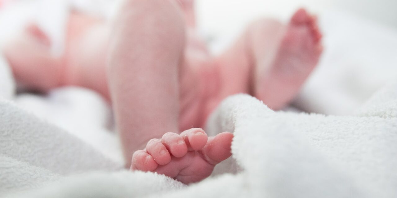 Naissance d’un bébé suite à une greffe de tissu ovarien