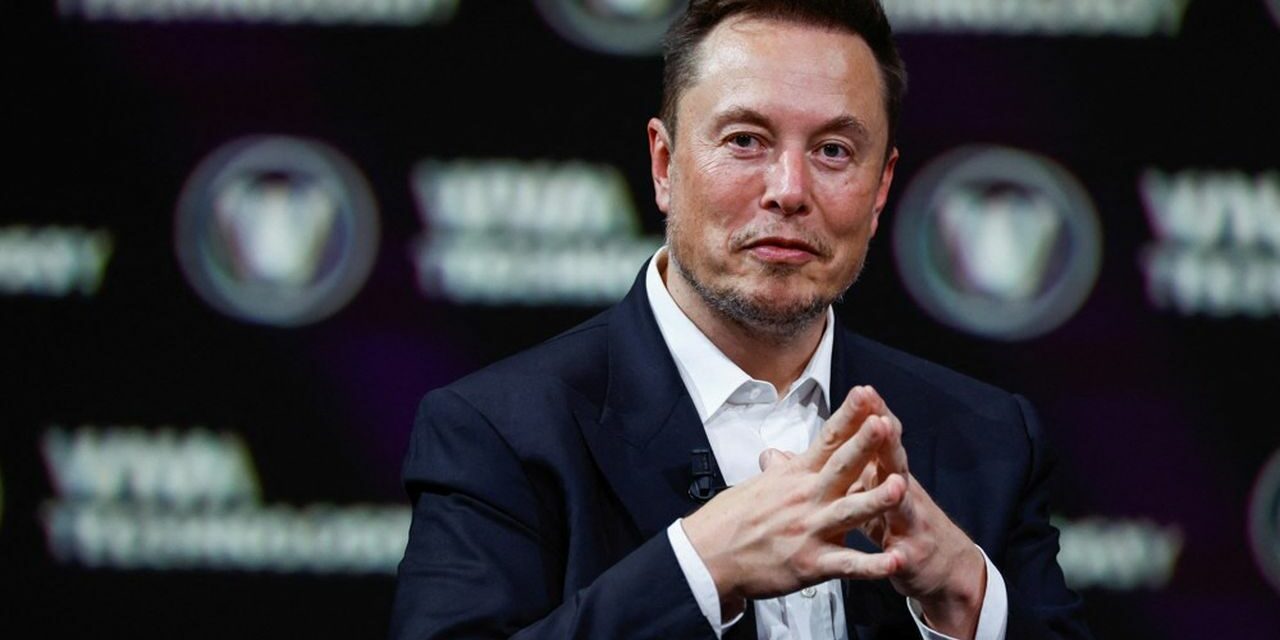 Elon Musk prévoit d’implanter les premiers implants cérébraux chez un être humain dès 2023 : une révolution technologique en perspective !