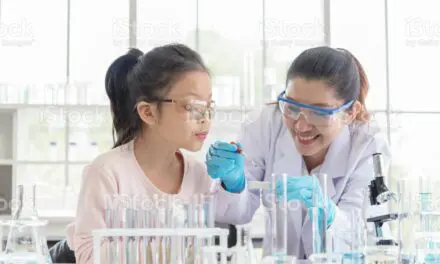 Comment faire aimer les sciences aux filles ?