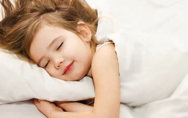 Les siestes et le développement cérébral de votre enfant