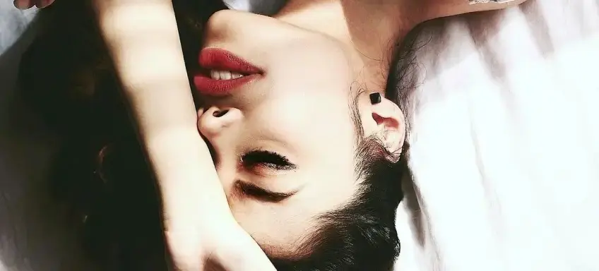 Pourquoi les femmes ont-elles plus de mal à atteindre l’orgasme ?