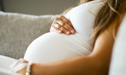Comment gérer les fuites urinaires pendant la grossesse ?