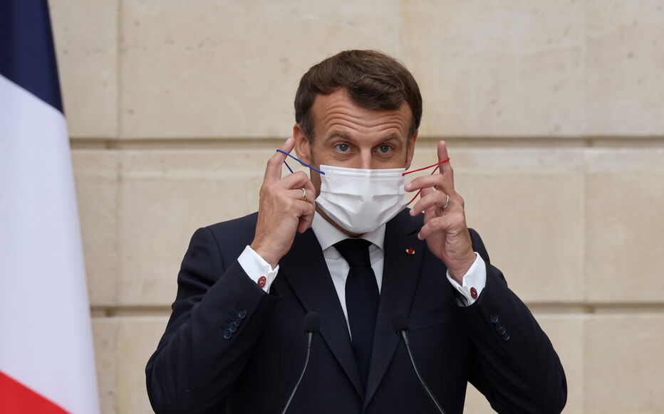 Covid-19 : un médecin suspendu pour avoir consulté le statut vaccinal d’Emmanuel Macron