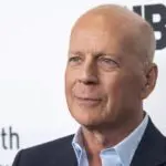 Bruce Willis face à la démence fronto-temporale: confidences bouleversantes de sa femme sur son état de conscience