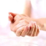 1er sérum pour les mains de BIOEFFECT  : hydratation, anti-Âge et protection