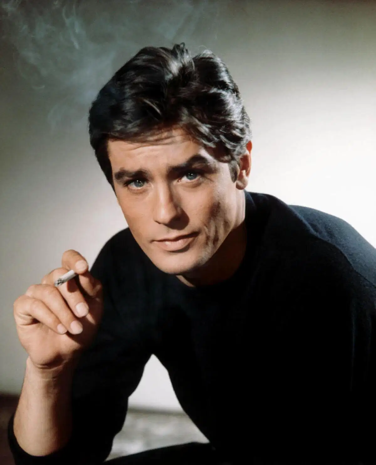 Hommage-à-Alain-Delon-par-les-chaînes-de-télévision