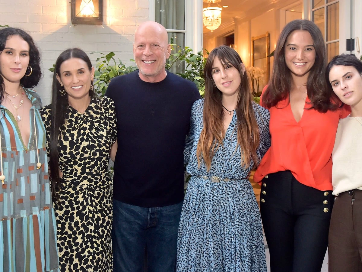 Demi Moore, Bruce Willis et leurs filles Rumer, Tallulah et Scout, unis face à la maladie