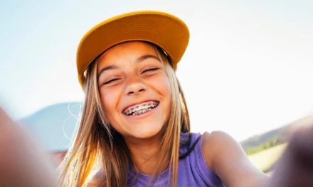 Bagues dentaires : comment se brosser les dents au collège ?