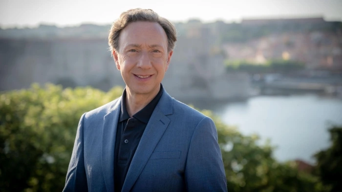 Stéphane Bern reprend les rênes de La Carte aux Trésors