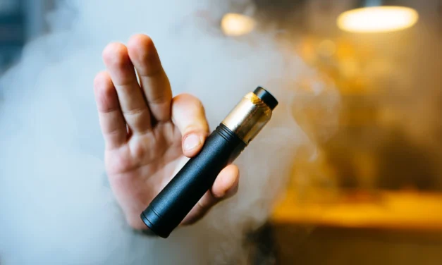 Pourquoi les anciens fumeurs recherchent des liquides aux saveurs plus discrètes ?